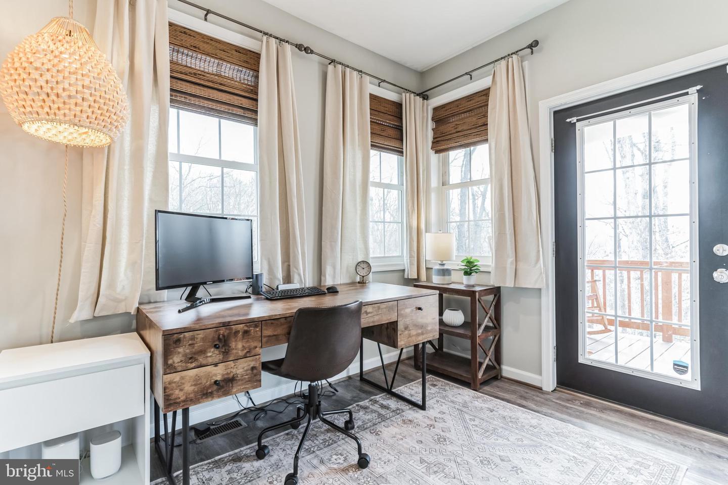 261 SUNSET VILLAGE RD, FRONT ROYAL, Virginia 22630, 3 Bedrooms Bedrooms, 3 Rooms Rooms,3 BathroomsBathrooms,Residential,For sale,261 SUNSET VILLAGE RD,VAWR2012910 MLS # VAWR2012910