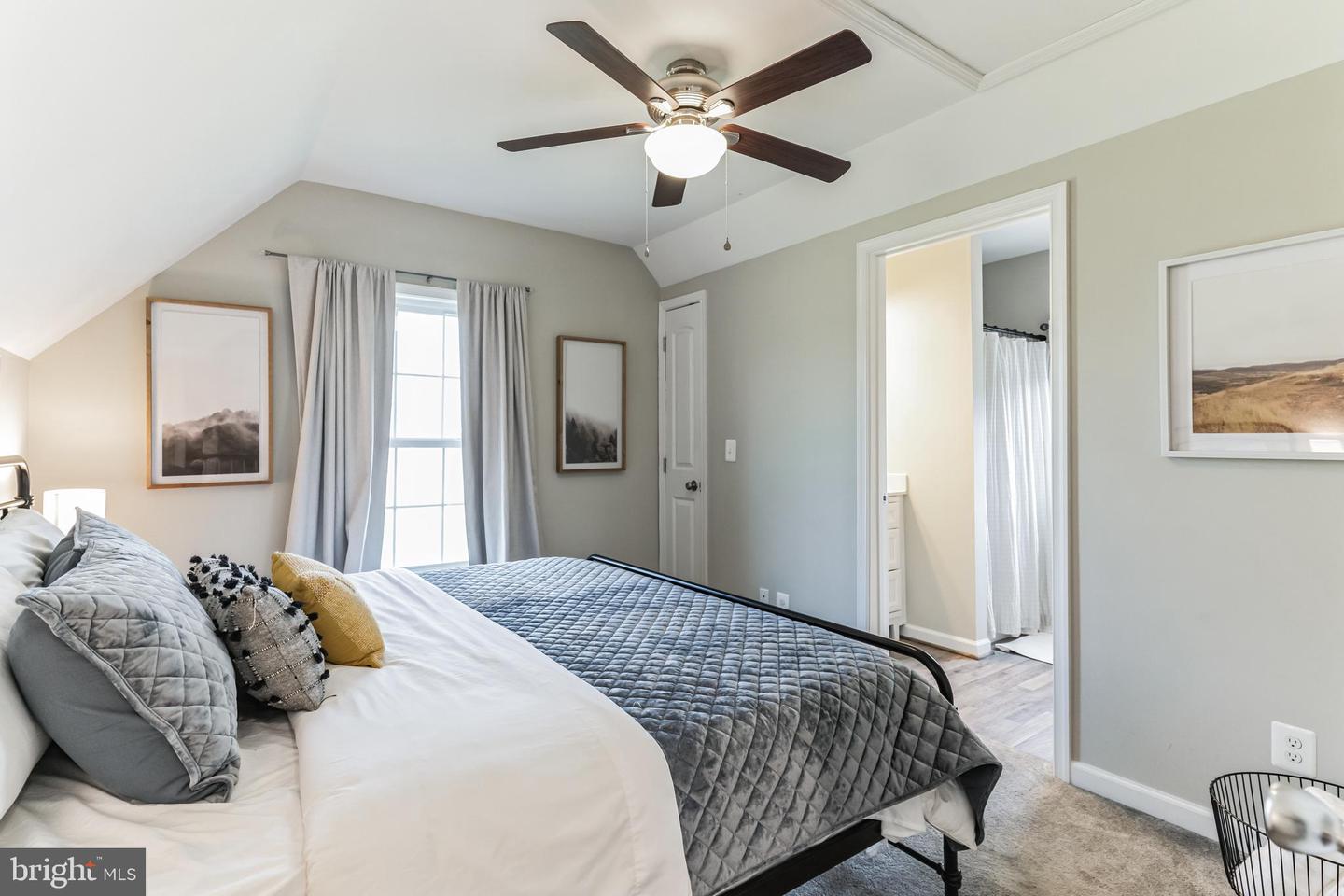 261 SUNSET VILLAGE RD, FRONT ROYAL, Virginia 22630, 3 Bedrooms Bedrooms, 3 Rooms Rooms,3 BathroomsBathrooms,Residential,For sale,261 SUNSET VILLAGE RD,VAWR2012910 MLS # VAWR2012910