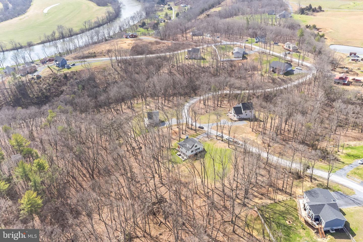 261 SUNSET VILLAGE RD, FRONT ROYAL, Virginia 22630, 3 Bedrooms Bedrooms, 3 Rooms Rooms,3 BathroomsBathrooms,Residential,For sale,261 SUNSET VILLAGE RD,VAWR2012910 MLS # VAWR2012910