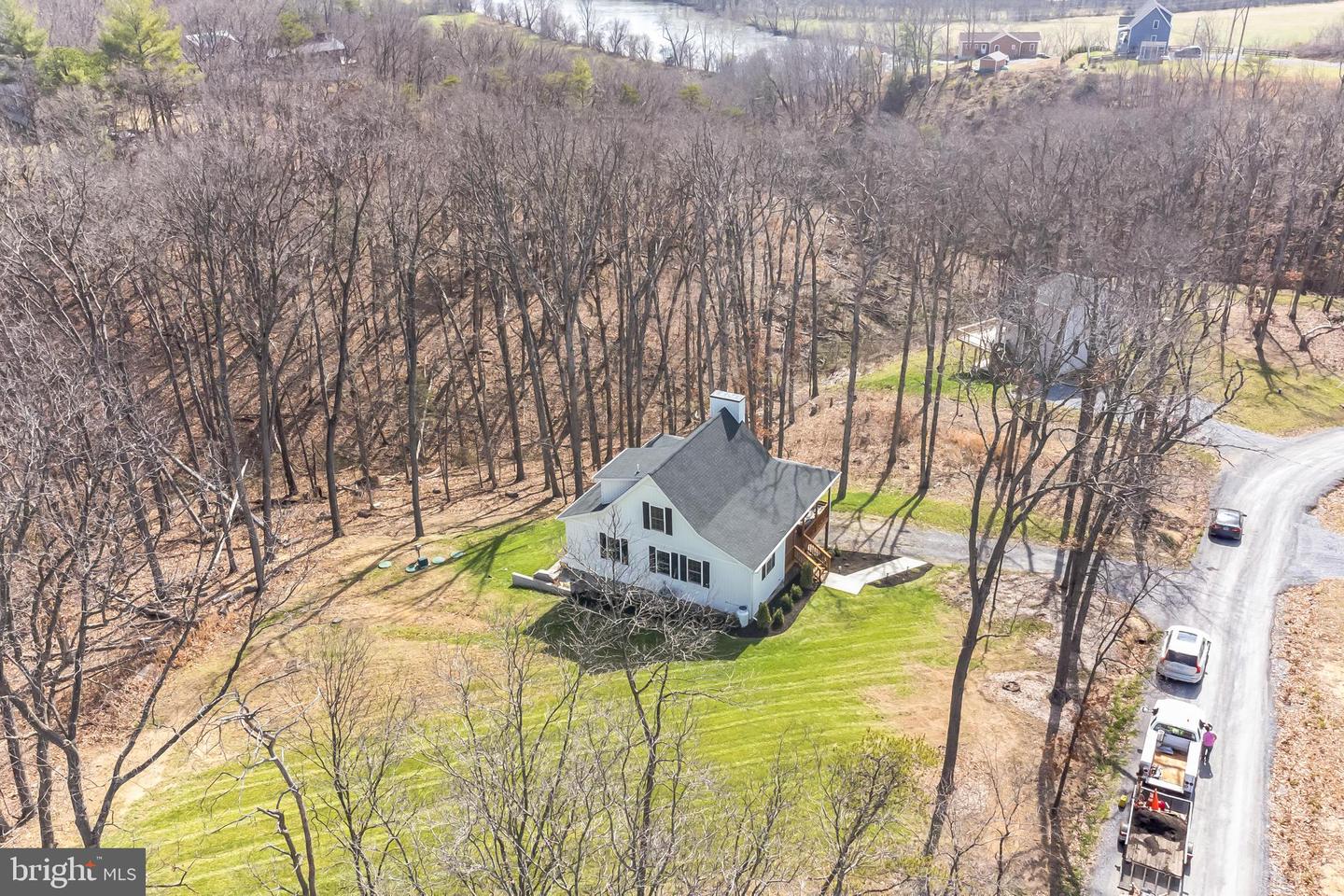 261 SUNSET VILLAGE RD, FRONT ROYAL, Virginia 22630, 3 Bedrooms Bedrooms, 3 Rooms Rooms,3 BathroomsBathrooms,Residential,For sale,261 SUNSET VILLAGE RD,VAWR2012910 MLS # VAWR2012910