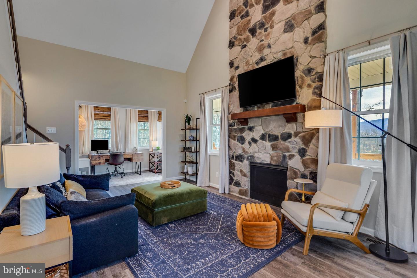 261 SUNSET VILLAGE RD, FRONT ROYAL, Virginia 22630, 3 Bedrooms Bedrooms, 3 Rooms Rooms,3 BathroomsBathrooms,Residential,For sale,261 SUNSET VILLAGE RD,VAWR2012910 MLS # VAWR2012910