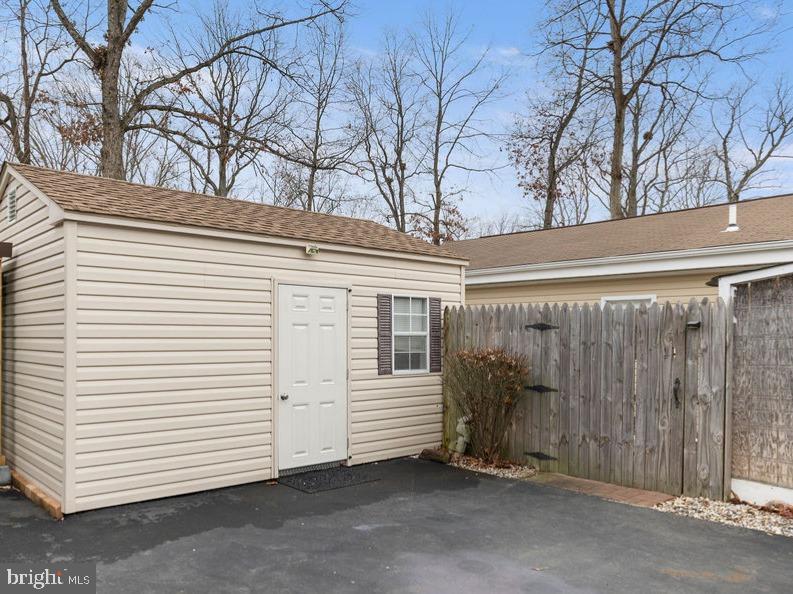 1025 AQUIA DR, STAFFORD, Virginia 22554, 3 Bedrooms Bedrooms, 7 Rooms Rooms,2 BathroomsBathrooms,Residential,For sale,1025 AQUIA DR,VAST2044598 MLS # VAST2044598