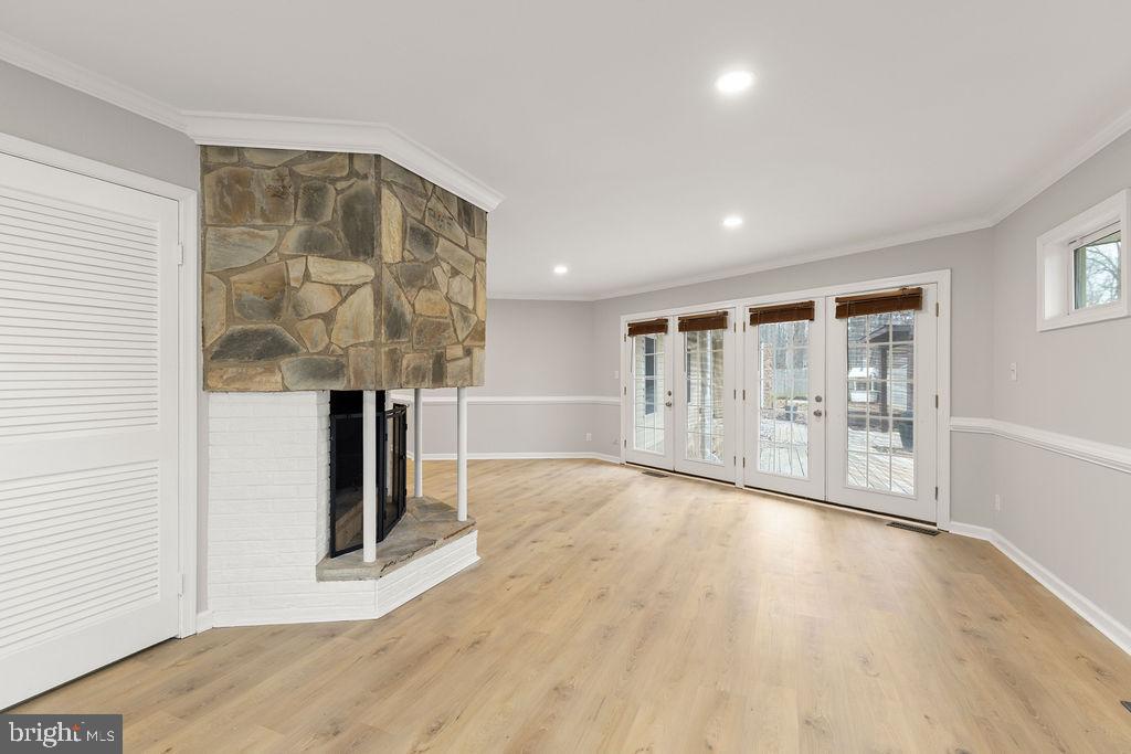 1025 AQUIA DR, STAFFORD, Virginia 22554, 3 Bedrooms Bedrooms, 7 Rooms Rooms,2 BathroomsBathrooms,Residential,For sale,1025 AQUIA DR,VAST2044598 MLS # VAST2044598