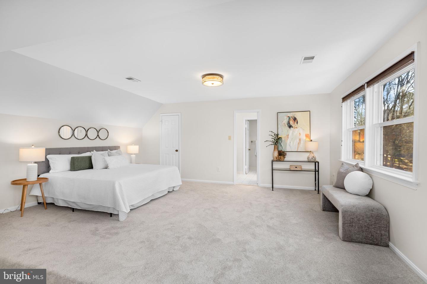 1446 LAUREL HILL RD, VIENNA, Virginia 22182, 4 Bedrooms Bedrooms, ,3 BathroomsBathrooms,Residential,For sale,1446 LAUREL HILL RD,VAFX2281972 MLS # VAFX2281972