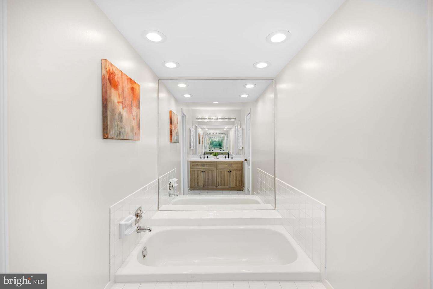 1446 LAUREL HILL RD, VIENNA, Virginia 22182, 4 Bedrooms Bedrooms, ,3 BathroomsBathrooms,Residential,For sale,1446 LAUREL HILL RD,VAFX2281972 MLS # VAFX2281972