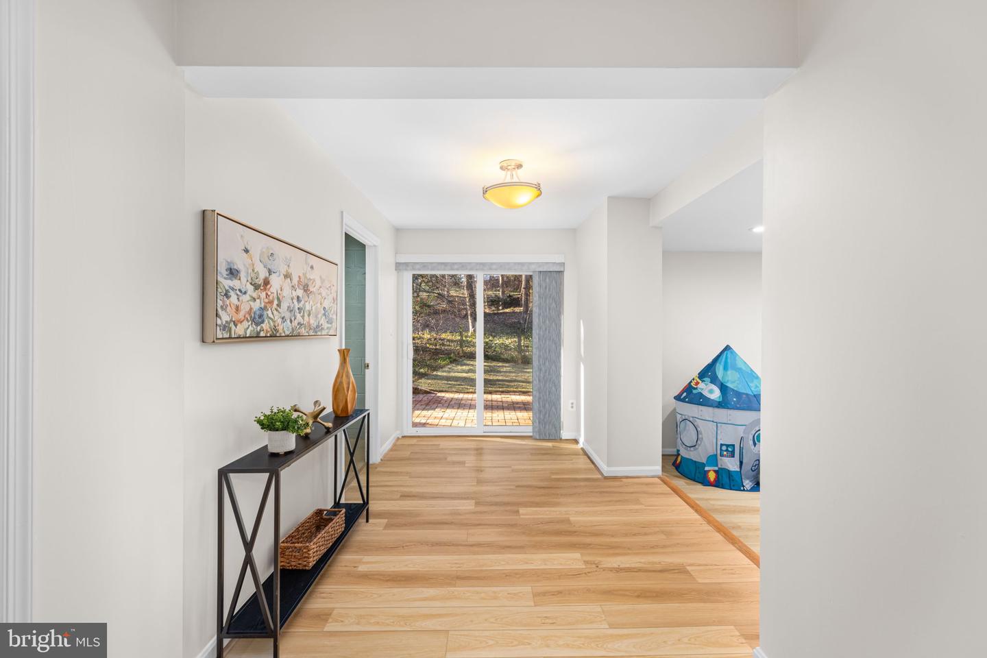 1446 LAUREL HILL RD, VIENNA, Virginia 22182, 4 Bedrooms Bedrooms, ,3 BathroomsBathrooms,Residential,For sale,1446 LAUREL HILL RD,VAFX2281972 MLS # VAFX2281972