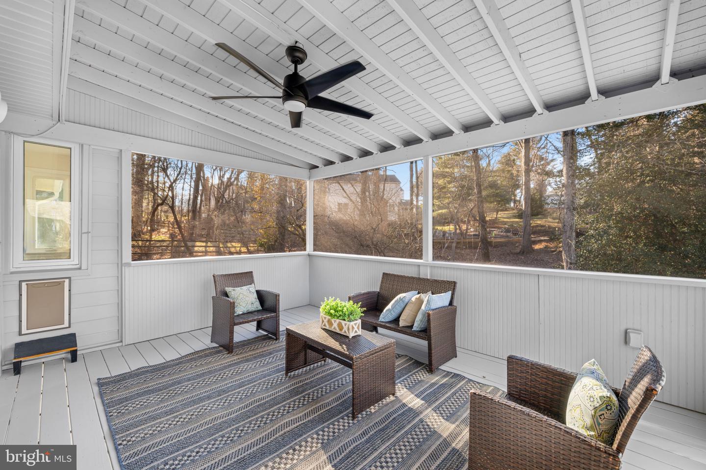 1446 LAUREL HILL RD, VIENNA, Virginia 22182, 4 Bedrooms Bedrooms, ,3 BathroomsBathrooms,Residential,For sale,1446 LAUREL HILL RD,VAFX2281972 MLS # VAFX2281972