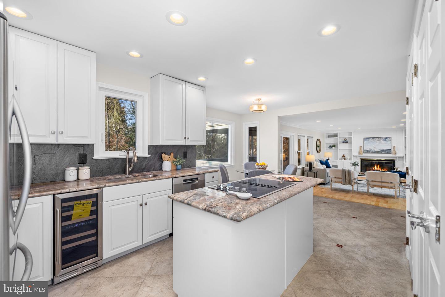 1446 LAUREL HILL RD, VIENNA, Virginia 22182, 4 Bedrooms Bedrooms, ,3 BathroomsBathrooms,Residential,For sale,1446 LAUREL HILL RD,VAFX2281972 MLS # VAFX2281972