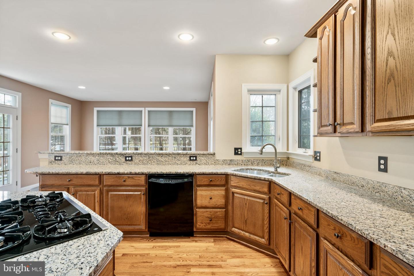 9084 ACADIA PARK DR, BRISTOW, Virginia 20136, 4 Bedrooms Bedrooms, ,3 BathroomsBathrooms,Residential,For sale,9084 ACADIA PARK DR,VAPW2108920 MLS # VAPW2108920