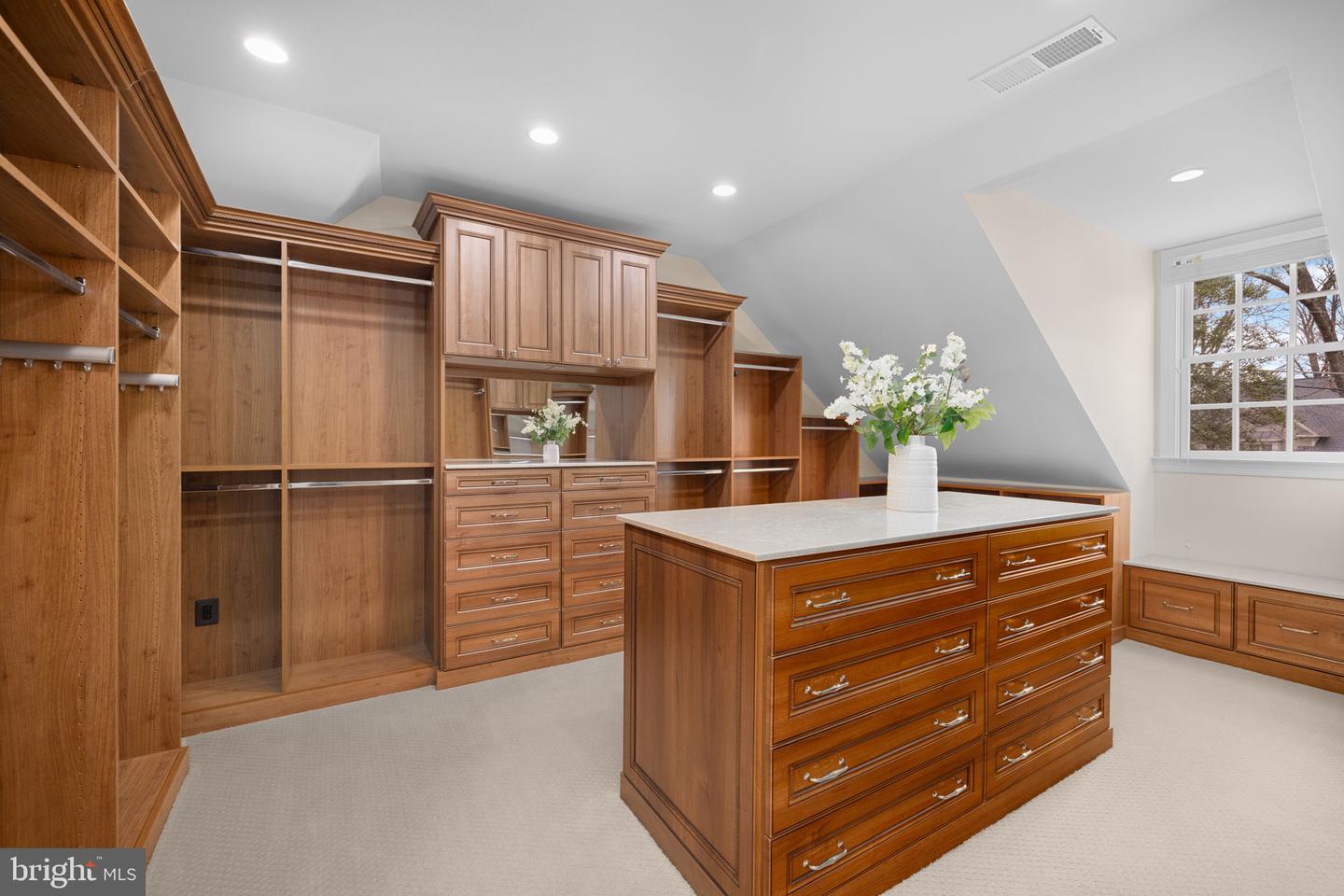 MCLEAN, Virginia 22101, 4 Bedrooms Bedrooms, 25 Rooms Rooms,3 BathroomsBathrooms,Residential,For sale,VAFX2282146 MLS # VAFX2282146 MCLEAN, Virginia 22101, 4 Bedrooms Bedrooms, 25 Rooms Rooms,3 BathroomsBathrooms,Residential,For sale,VAFX2282146 MLS # VAFX2282146