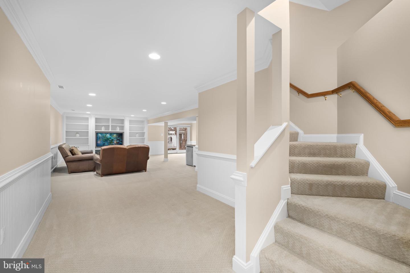 MCLEAN, Virginia 22101, 4 Bedrooms Bedrooms, 25 Rooms Rooms,3 BathroomsBathrooms,Residential,For sale,VAFX2282146 MLS # VAFX2282146 MCLEAN, Virginia 22101, 4 Bedrooms Bedrooms, 25 Rooms Rooms,3 BathroomsBathrooms,Residential,For sale,VAFX2282146 MLS # VAFX2282146