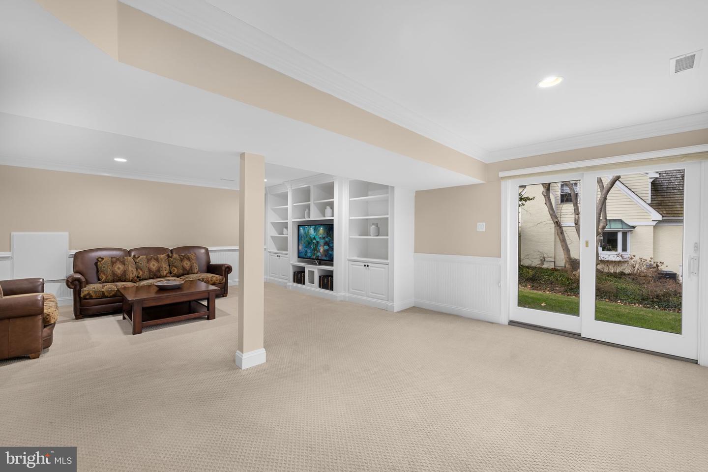 MCLEAN, Virginia 22101, 4 Bedrooms Bedrooms, 25 Rooms Rooms,3 BathroomsBathrooms,Residential,For sale,VAFX2282146 MLS # VAFX2282146 MCLEAN, Virginia 22101, 4 Bedrooms Bedrooms, 25 Rooms Rooms,3 BathroomsBathrooms,Residential,For sale,VAFX2282146 MLS # VAFX2282146