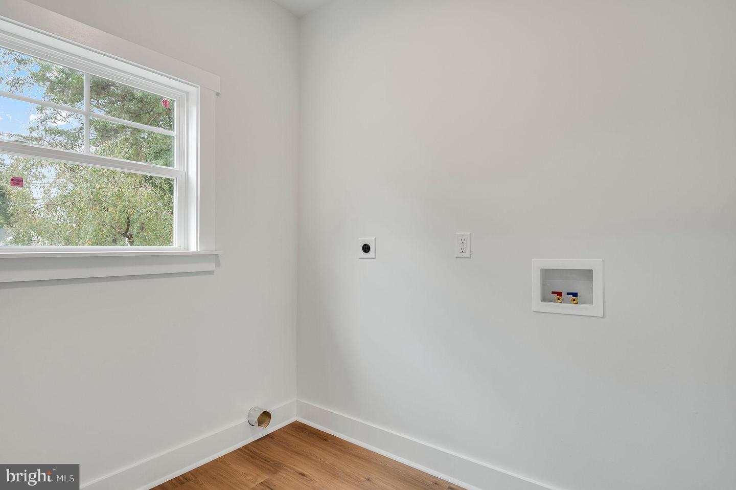 1619 12TH ST, VICTORIA, Virginia 23974, ,Residential,For sale,1619 12TH ST,VALB2000068 MLS # VALB2000068 1619 12TH ST, VICTORIA, Virginia 23974, ,Residential,For sale,1619 12TH ST,VALB2000068 MLS # VALB2000068