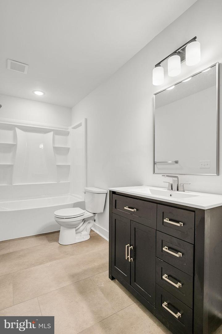 1619 12TH ST, VICTORIA, Virginia 23974, ,Residential,For sale,1619 12TH ST,VALB2000068 MLS # VALB2000068 1619 12TH ST, VICTORIA, Virginia 23974, ,Residential,For sale,1619 12TH ST,VALB2000068 MLS # VALB2000068