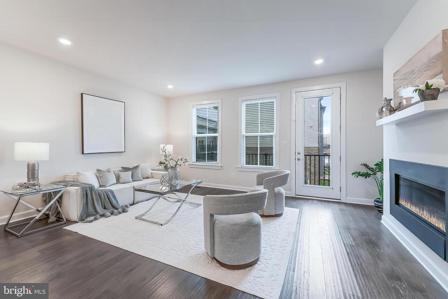 13208 WOODLAND PARK RD, HERNDON, Virginia 20171, 5 Bedrooms Bedrooms, ,3 BathroomsBathrooms,Residential,For sale,13208 WOODLAND PARK RD,VAFX2282274 MLS # VAFX2282274