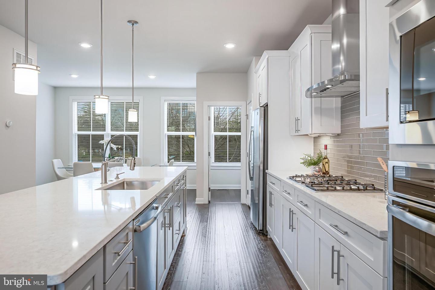 13208 WOODLAND PARK RD, HERNDON, Virginia 20171, 5 Bedrooms Bedrooms, ,3 BathroomsBathrooms,Residential,For sale,13208 WOODLAND PARK RD,VAFX2282274 MLS # VAFX2282274