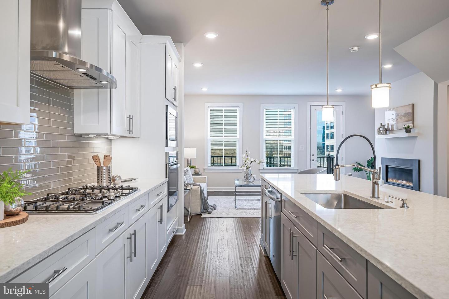 13208 WOODLAND PARK RD, HERNDON, Virginia 20171, 5 Bedrooms Bedrooms, ,3 BathroomsBathrooms,Residential,For sale,13208 WOODLAND PARK RD,VAFX2282274 MLS # VAFX2282274