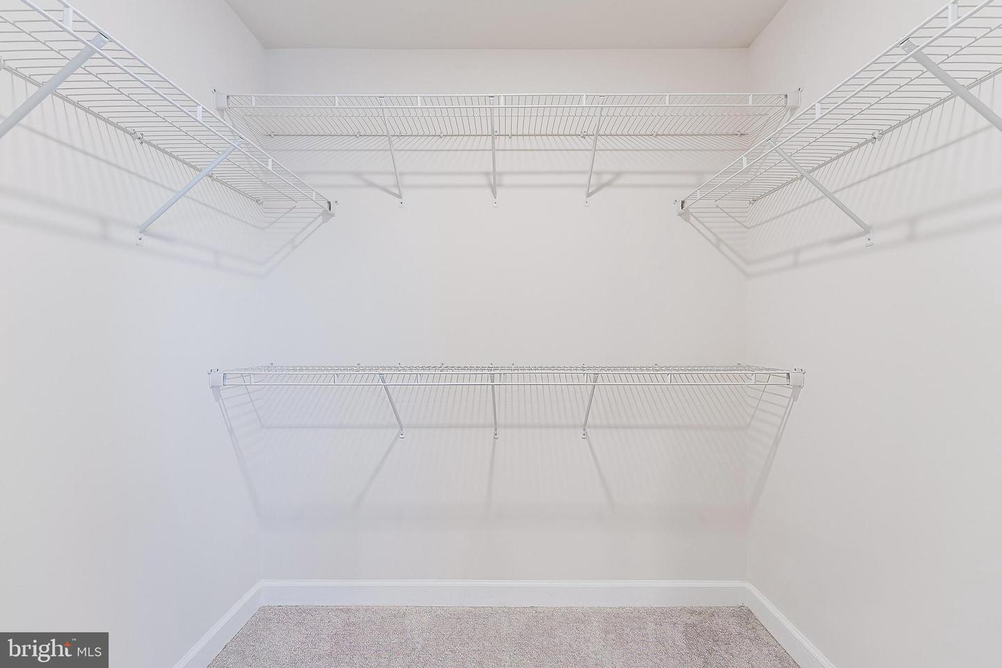 13208 WOODLAND PARK RD, HERNDON, Virginia 20171, 5 Bedrooms Bedrooms, ,3 BathroomsBathrooms,Residential,For sale,13208 WOODLAND PARK RD,VAFX2282274 MLS # VAFX2282274