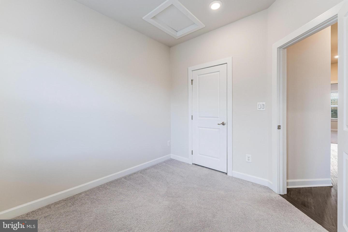 13208 WOODLAND PARK RD, HERNDON, Virginia 20171, 5 Bedrooms Bedrooms, ,3 BathroomsBathrooms,Residential,For sale,13208 WOODLAND PARK RD,VAFX2282274 MLS # VAFX2282274