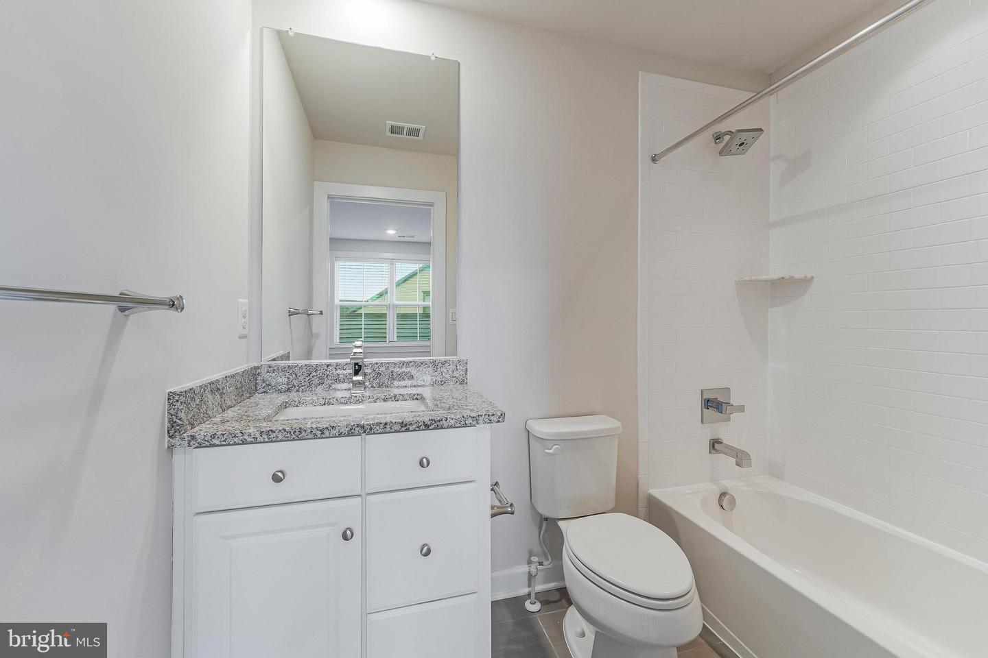 13208 WOODLAND PARK RD, HERNDON, Virginia 20171, 5 Bedrooms Bedrooms, ,3 BathroomsBathrooms,Residential,For sale,13208 WOODLAND PARK RD,VAFX2282274 MLS # VAFX2282274