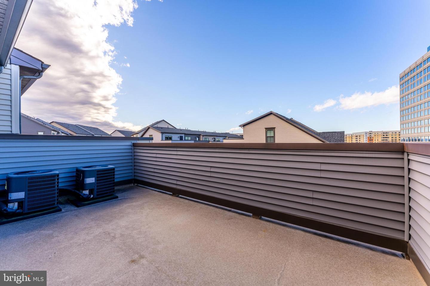 13208 WOODLAND PARK RD, HERNDON, Virginia 20171, 5 Bedrooms Bedrooms, ,3 BathroomsBathrooms,Residential,For sale,13208 WOODLAND PARK RD,VAFX2282274 MLS # VAFX2282274