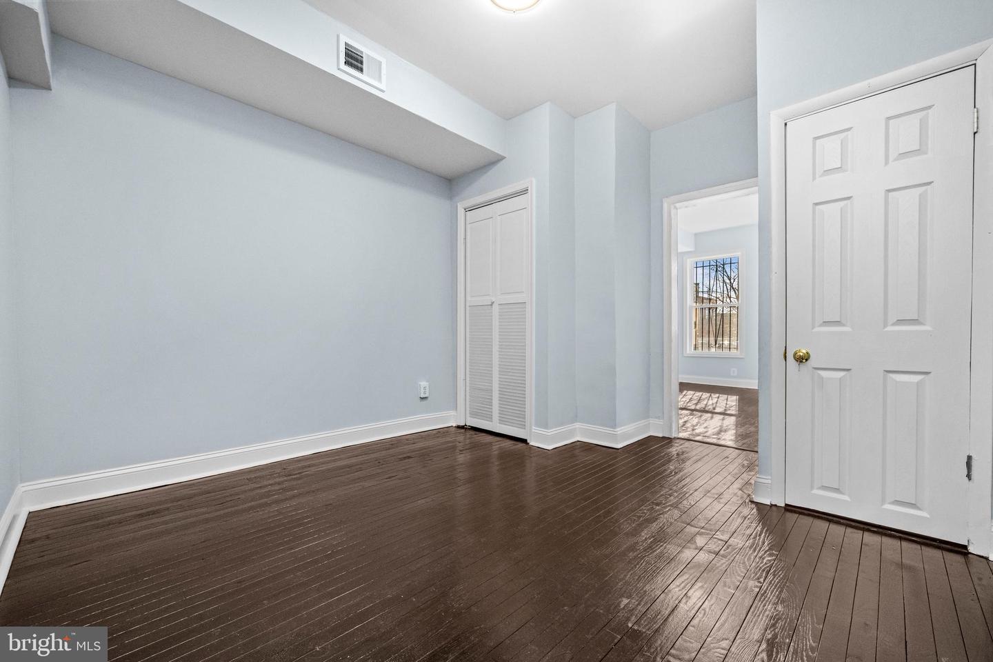 1003 V ST NW, WASHINGTON, District Of Columbia 20001, 2 Bedrooms Bedrooms, ,1 BathroomBathrooms,Residential,For sale,1003 V ST NW,DCDC2234806 MLS # DCDC2234806