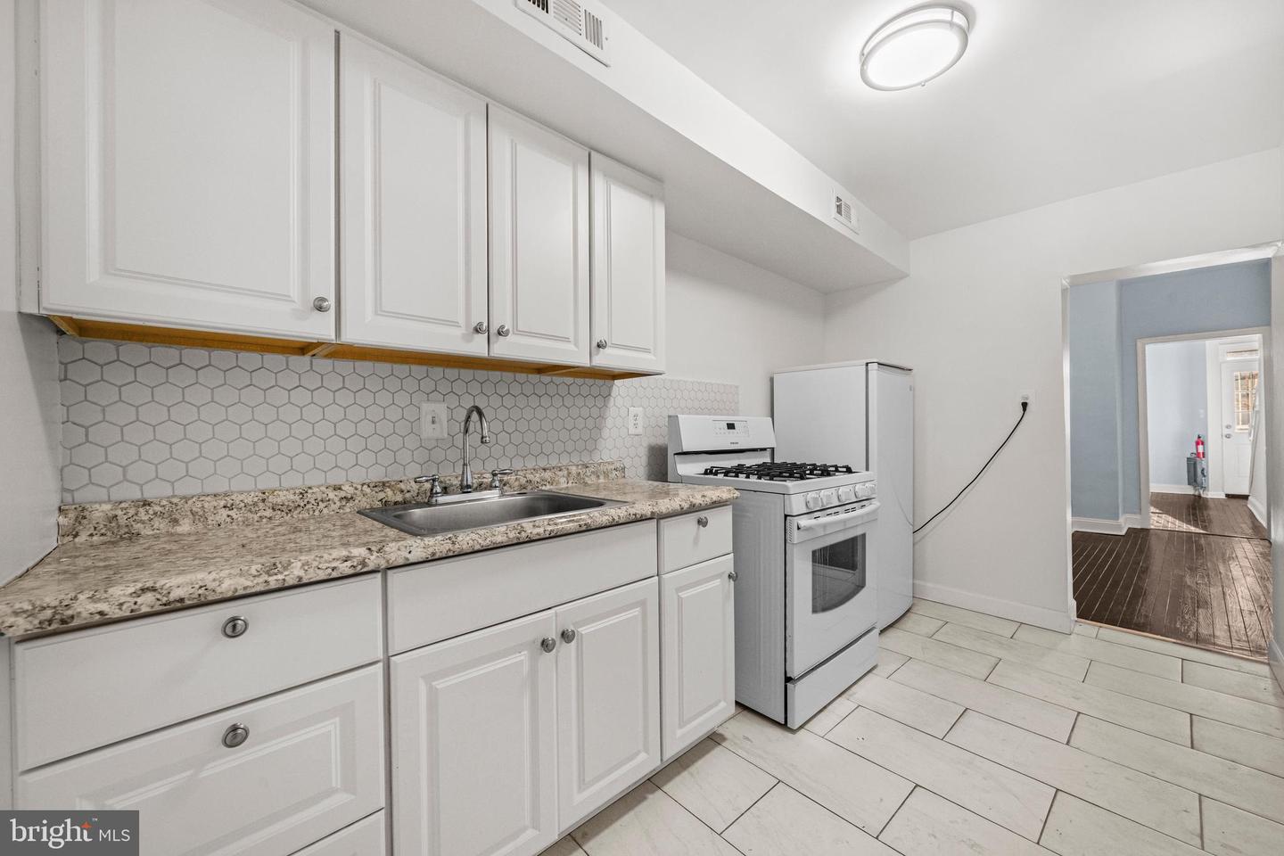 1003 V ST NW, WASHINGTON, District Of Columbia 20001, 2 Bedrooms Bedrooms, ,1 BathroomBathrooms,Residential,For sale,1003 V ST NW,DCDC2234806 MLS # DCDC2234806