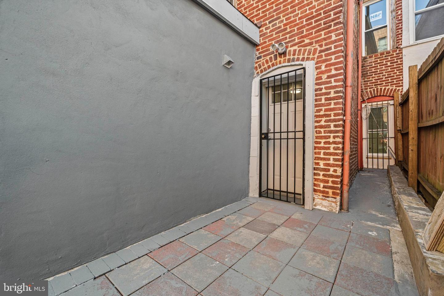 1003 V ST NW, WASHINGTON, District Of Columbia 20001, 2 Bedrooms Bedrooms, ,1 BathroomBathrooms,Residential,For sale,1003 V ST NW,DCDC2234806 MLS # DCDC2234806