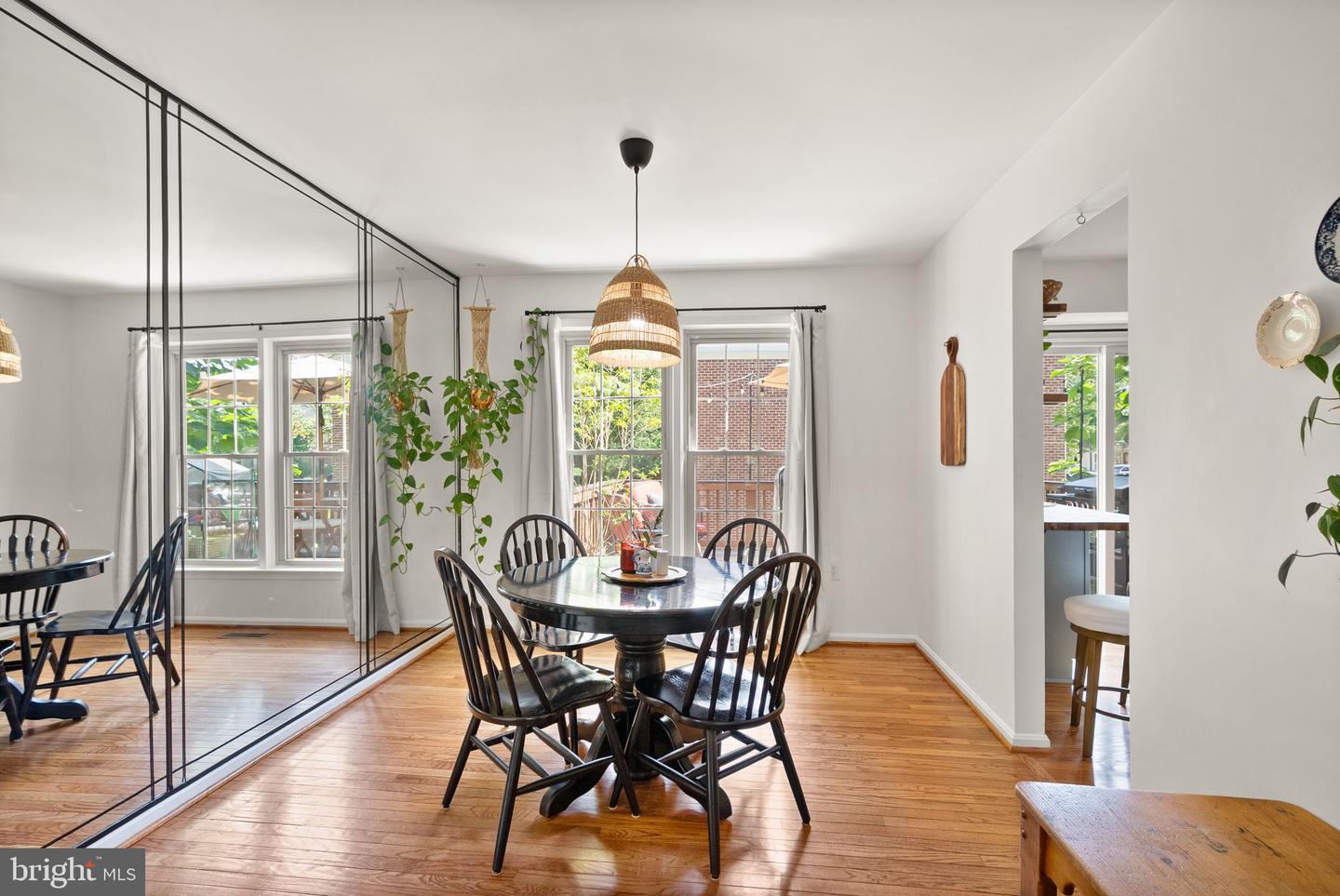 9607 LAKE BRADDOCK DR, BURKE, Virginia 22015, 3 Bedrooms Bedrooms, ,3 BathroomsBathrooms,Residential,For sale,9607 LAKE BRADDOCK DR,VAFX2282392 MLS # VAFX2282392