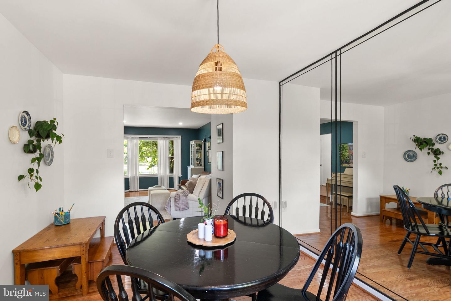 9607 LAKE BRADDOCK DR, BURKE, Virginia 22015, 3 Bedrooms Bedrooms, ,3 BathroomsBathrooms,Residential,For sale,9607 LAKE BRADDOCK DR,VAFX2282392 MLS # VAFX2282392