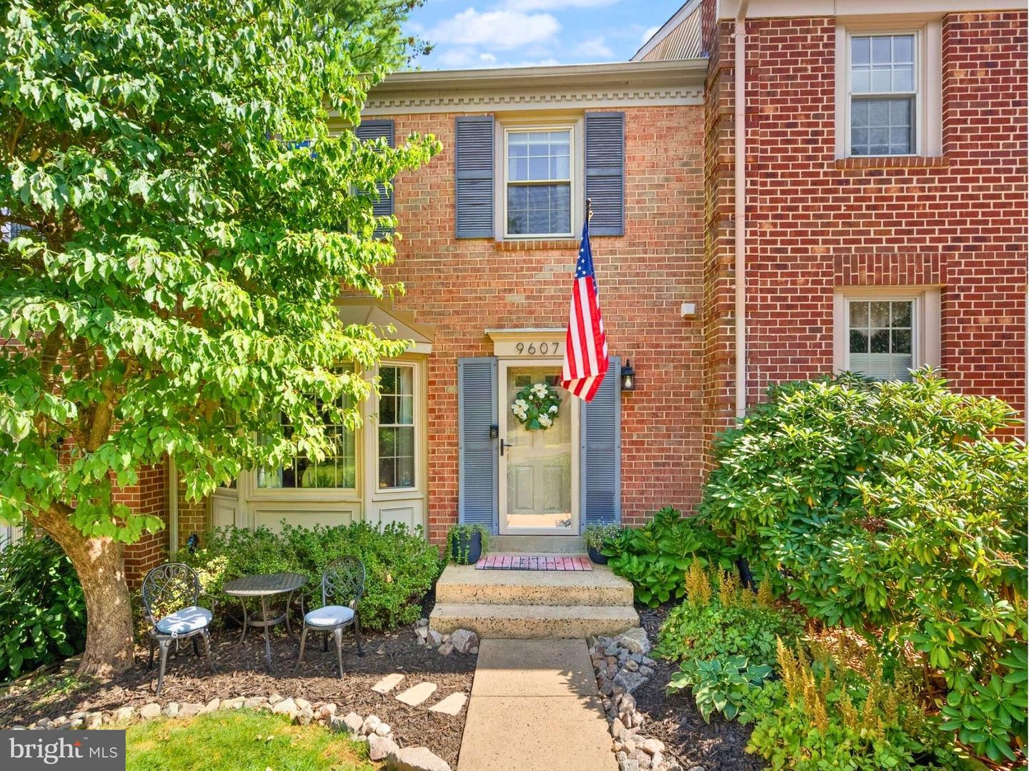 9607 LAKE BRADDOCK DR, BURKE, Virginia 22015, 3 Bedrooms Bedrooms, ,3 BathroomsBathrooms,Residential,For sale,9607 LAKE BRADDOCK DR,VAFX2282392 MLS # VAFX2282392