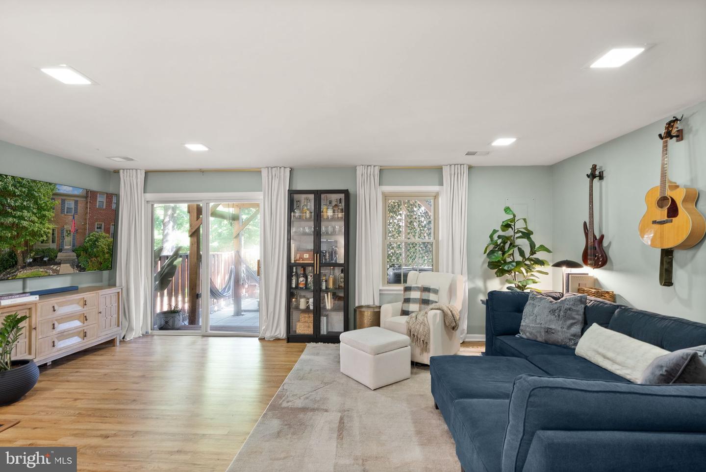 9607 LAKE BRADDOCK DR, BURKE, Virginia 22015, 3 Bedrooms Bedrooms, ,3 BathroomsBathrooms,Residential,For sale,9607 LAKE BRADDOCK DR,VAFX2282392 MLS # VAFX2282392