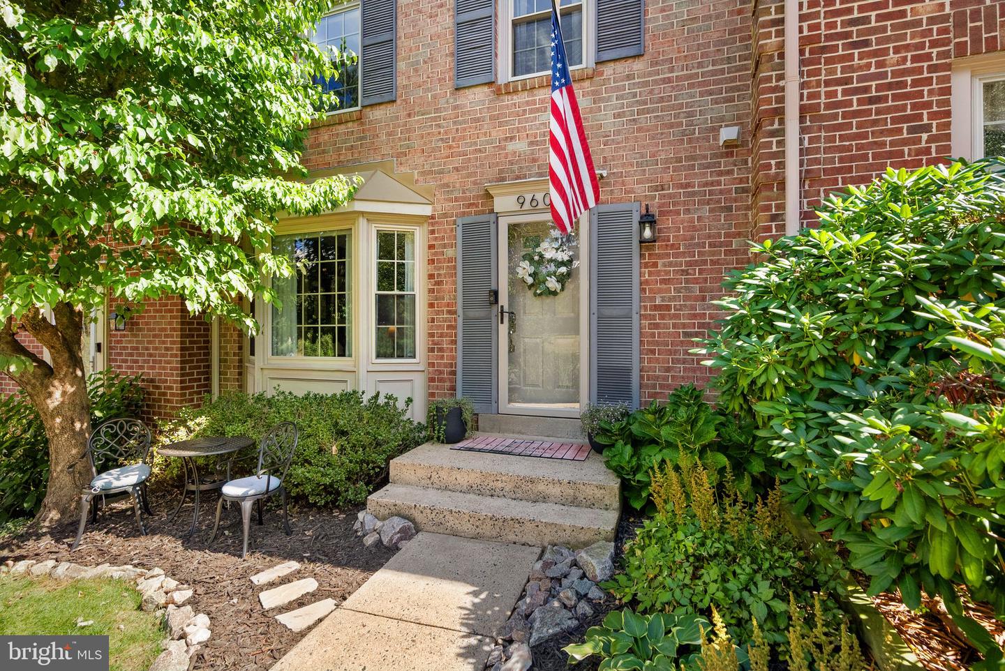 9607 LAKE BRADDOCK DR, BURKE, Virginia 22015, 3 Bedrooms Bedrooms, ,3 BathroomsBathrooms,Residential,For sale,9607 LAKE BRADDOCK DR,VAFX2282392 MLS # VAFX2282392