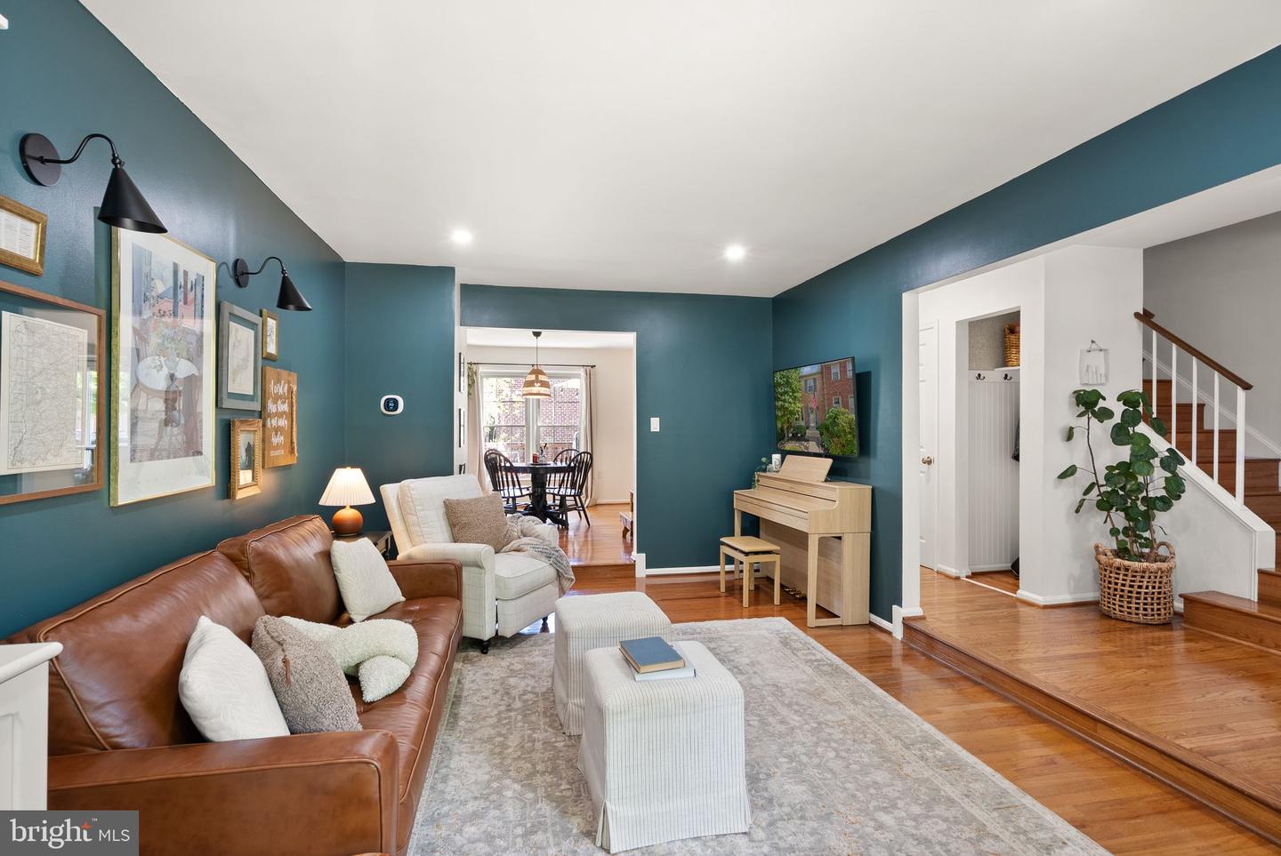 9607 LAKE BRADDOCK DR, BURKE, Virginia 22015, 3 Bedrooms Bedrooms, ,3 BathroomsBathrooms,Residential,For sale,9607 LAKE BRADDOCK DR,VAFX2282392 MLS # VAFX2282392