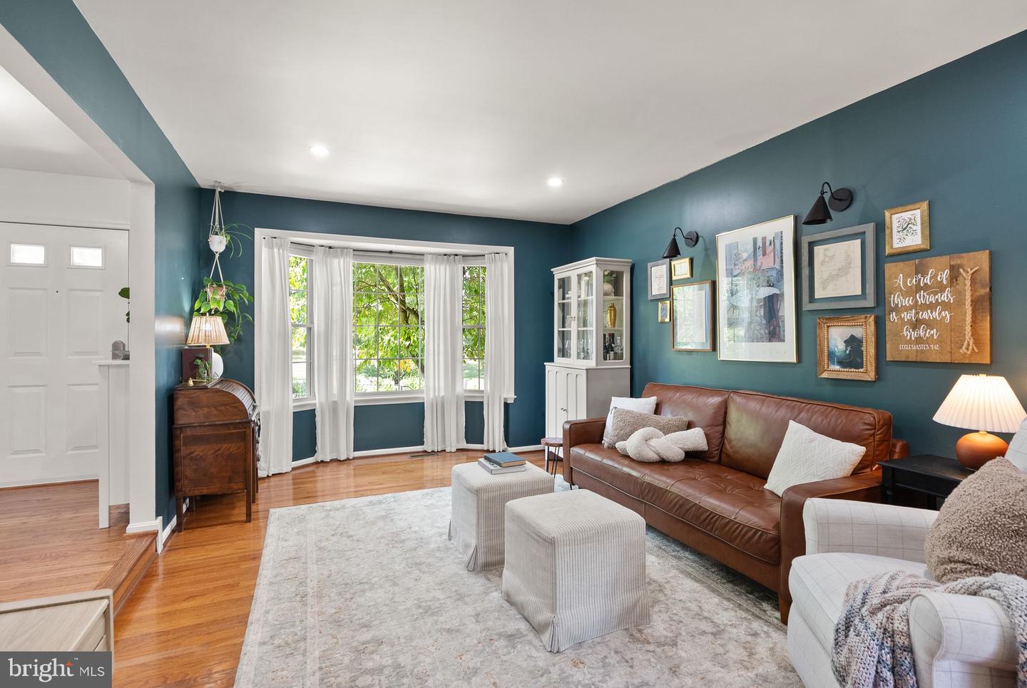 9607 LAKE BRADDOCK DR, BURKE, Virginia 22015, 3 Bedrooms Bedrooms, ,3 BathroomsBathrooms,Residential,For sale,9607 LAKE BRADDOCK DR,VAFX2282392 MLS # VAFX2282392