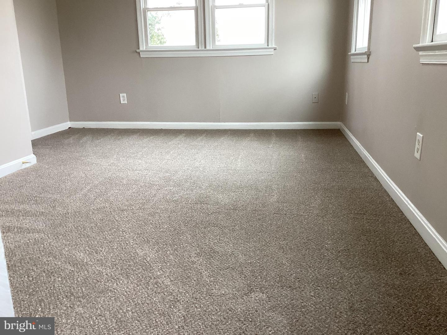 250 MANASSAS, MANASSAS PARK, Virginia 20111, 6 Bedrooms Bedrooms, ,2 BathroomsBathrooms,Residential,For sale,250 MANASSAS,VAPW2109104 MLS # VAPW2109104