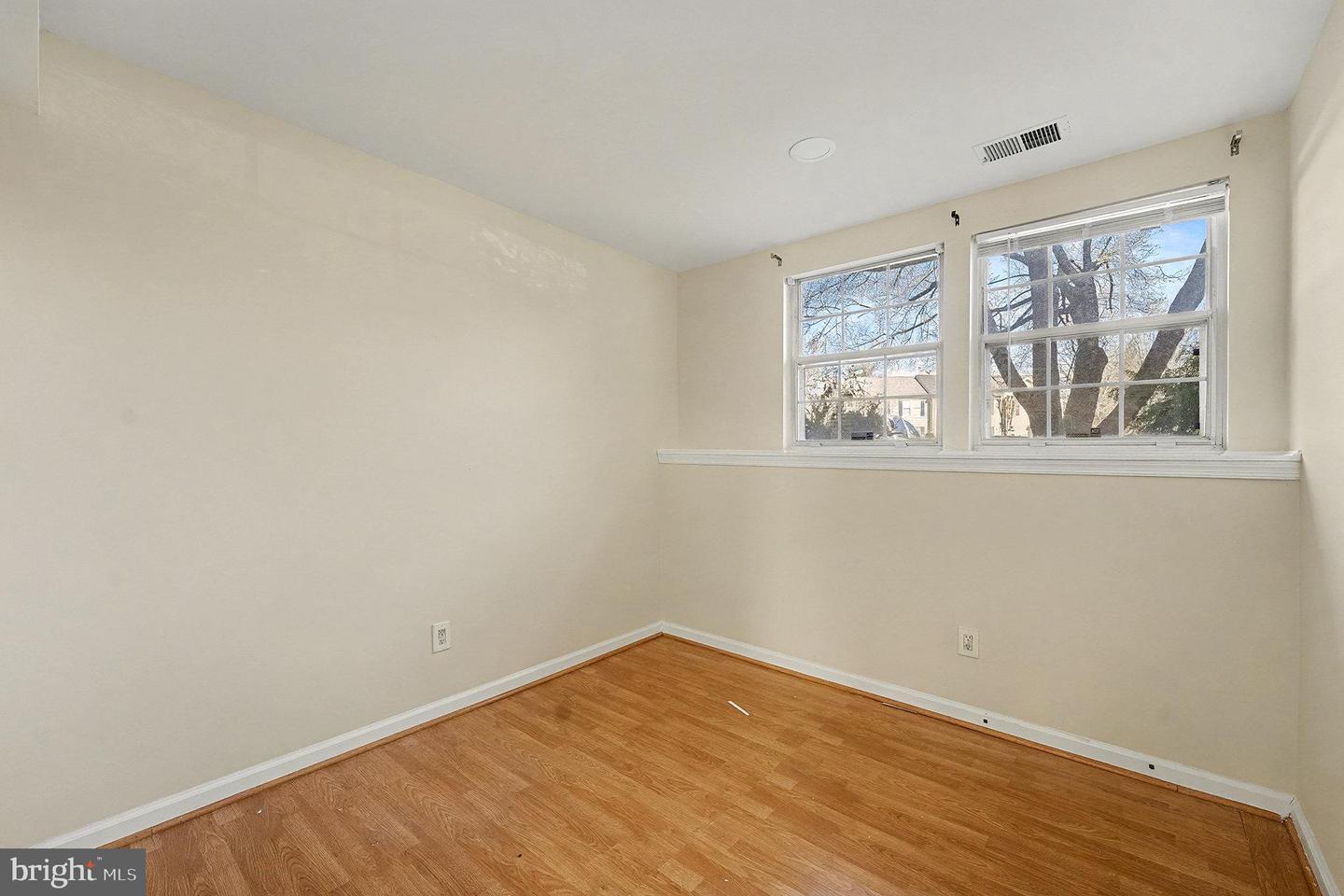 8621 WALCOTT CT, MANASSAS, Virginia 20111, 4 Bedrooms Bedrooms, ,3 BathroomsBathrooms,Residential,For sale,8621 WALCOTT CT,VAPW2109152 MLS # VAPW2109152