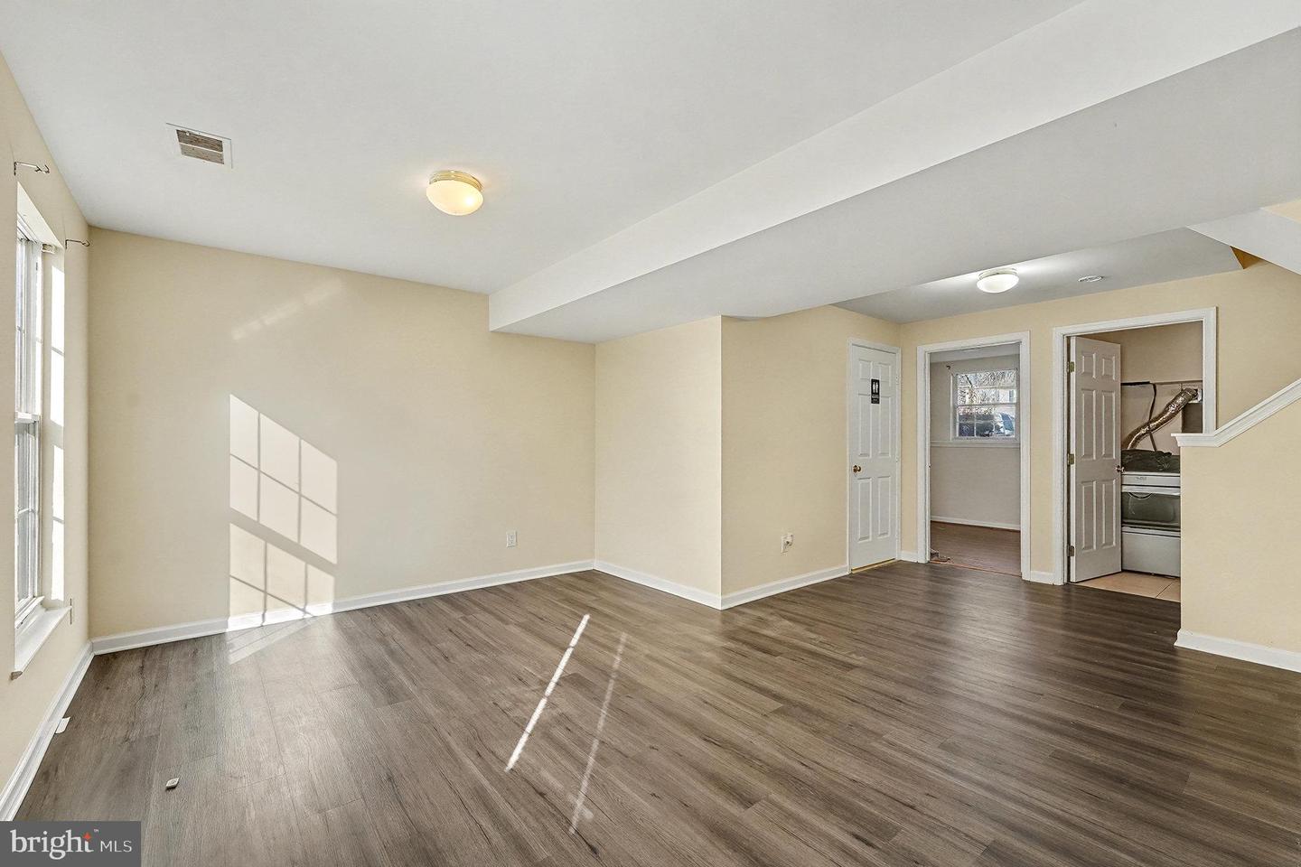 8621 WALCOTT CT, MANASSAS, Virginia 20111, 4 Bedrooms Bedrooms, ,3 BathroomsBathrooms,Residential,For sale,8621 WALCOTT CT,VAPW2109152 MLS # VAPW2109152