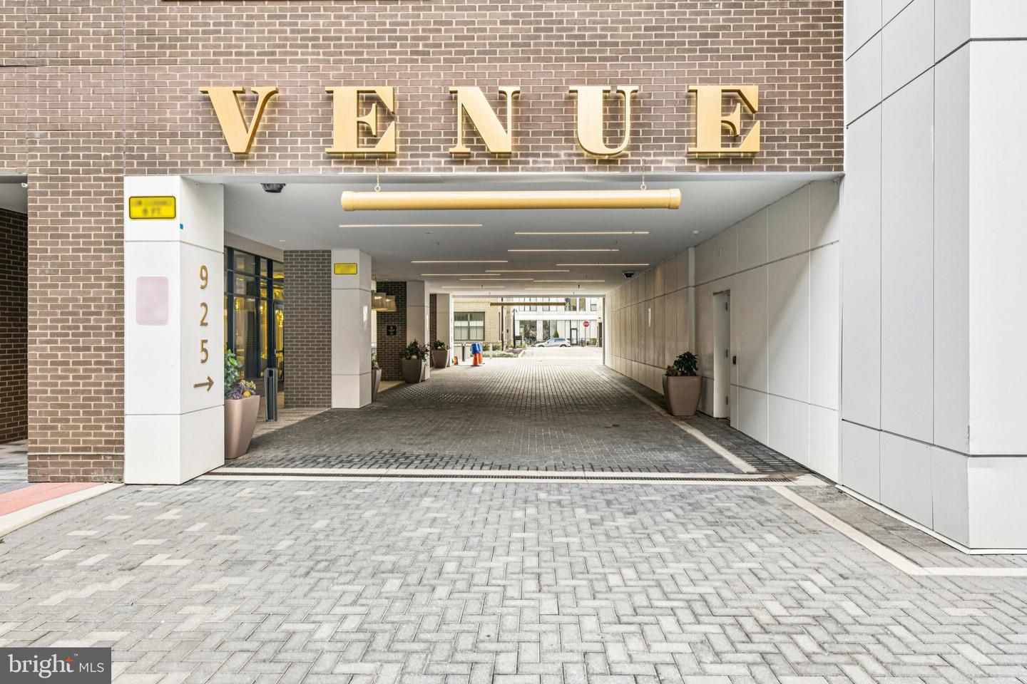 925 N FAIRFAX ST #908, ALEXANDRIA, Virginia 22314, 1 Bedroom Bedrooms, ,1 BathroomBathrooms,Residential,For sale,925 N FAIRFAX ST #908,VAAX2052432 MLS # VAAX2052432