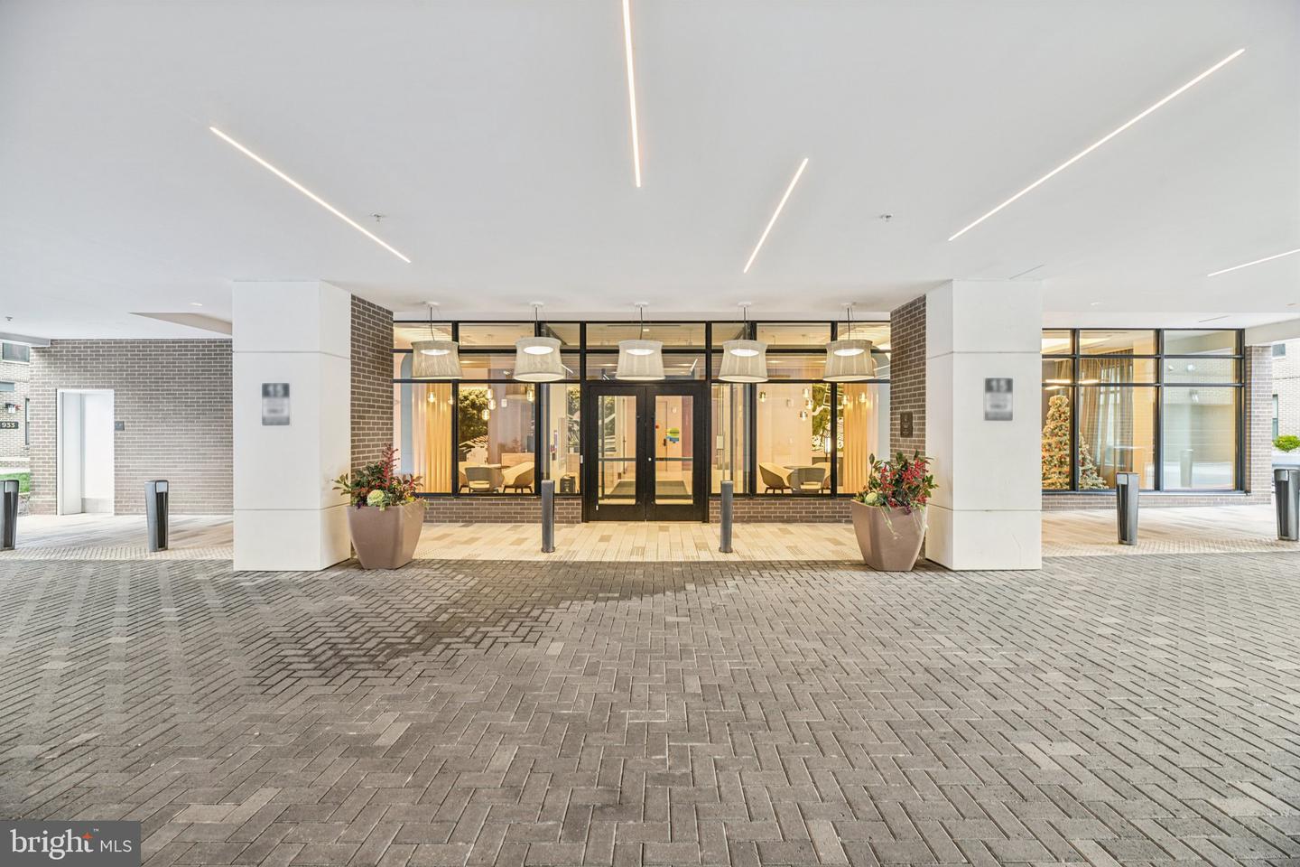 925 N FAIRFAX ST #908, ALEXANDRIA, Virginia 22314, 1 Bedroom Bedrooms, ,1 BathroomBathrooms,Residential,For sale,925 N FAIRFAX ST #908,VAAX2052432 MLS # VAAX2052432