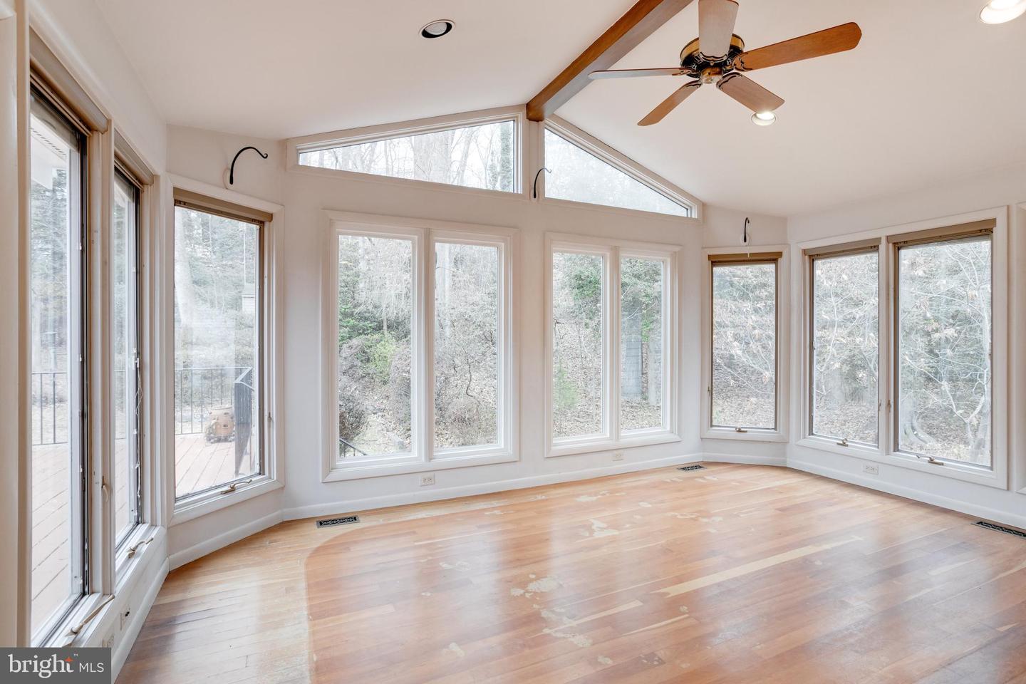 9018 HAMILTON DR, FAIRFAX, Virginia 22031, 4 Bedrooms Bedrooms, ,3 BathroomsBathrooms,Residential,For sale,9018 HAMILTON DR,VAFX2282718 MLS # VAFX2282718