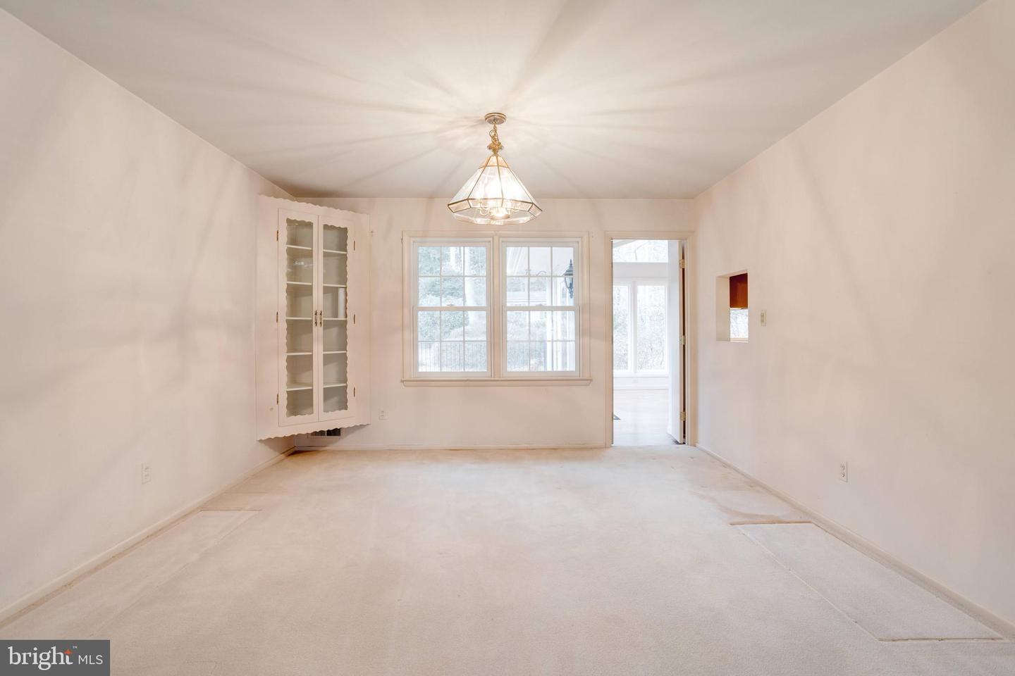 9018 HAMILTON DR, FAIRFAX, Virginia 22031, 4 Bedrooms Bedrooms, ,3 BathroomsBathrooms,Residential,For sale,9018 HAMILTON DR,VAFX2282718 MLS # VAFX2282718