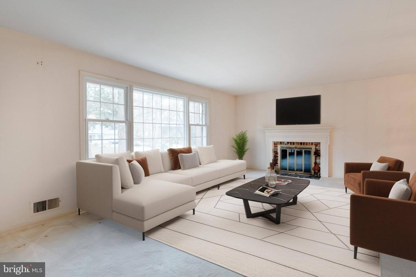 9018 HAMILTON DR, FAIRFAX, Virginia 22031, 4 Bedrooms Bedrooms, ,3 BathroomsBathrooms,Residential,For sale,9018 HAMILTON DR,VAFX2282718 MLS # VAFX2282718