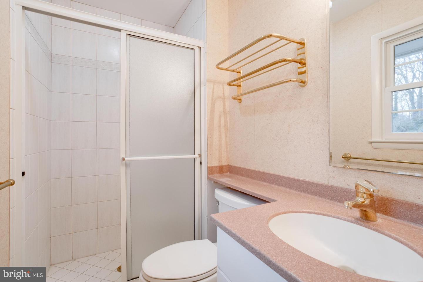 9018 HAMILTON DR, FAIRFAX, Virginia 22031, 4 Bedrooms Bedrooms, ,3 BathroomsBathrooms,Residential,For sale,9018 HAMILTON DR,VAFX2282718 MLS # VAFX2282718