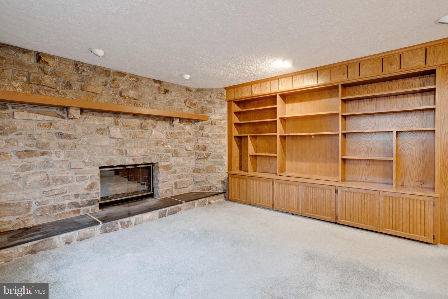 9018 HAMILTON DR, FAIRFAX, Virginia 22031, 4 Bedrooms Bedrooms, ,3 BathroomsBathrooms,Residential,For sale,9018 HAMILTON DR,VAFX2282718 MLS # VAFX2282718