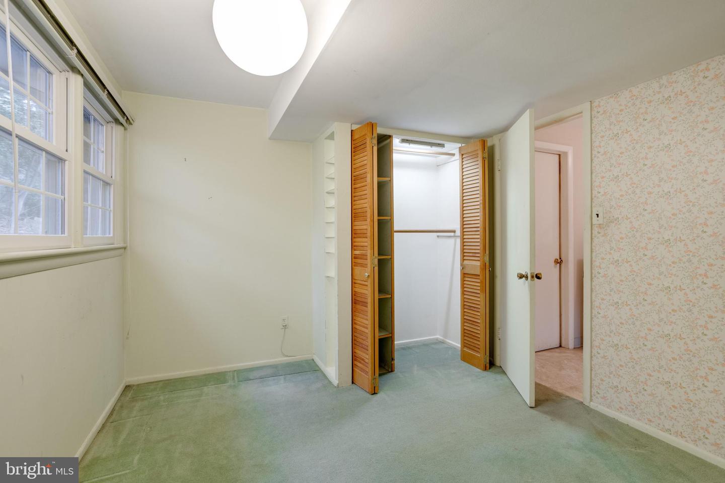 9018 HAMILTON DR, FAIRFAX, Virginia 22031, 4 Bedrooms Bedrooms, ,3 BathroomsBathrooms,Residential,For sale,9018 HAMILTON DR,VAFX2282718 MLS # VAFX2282718