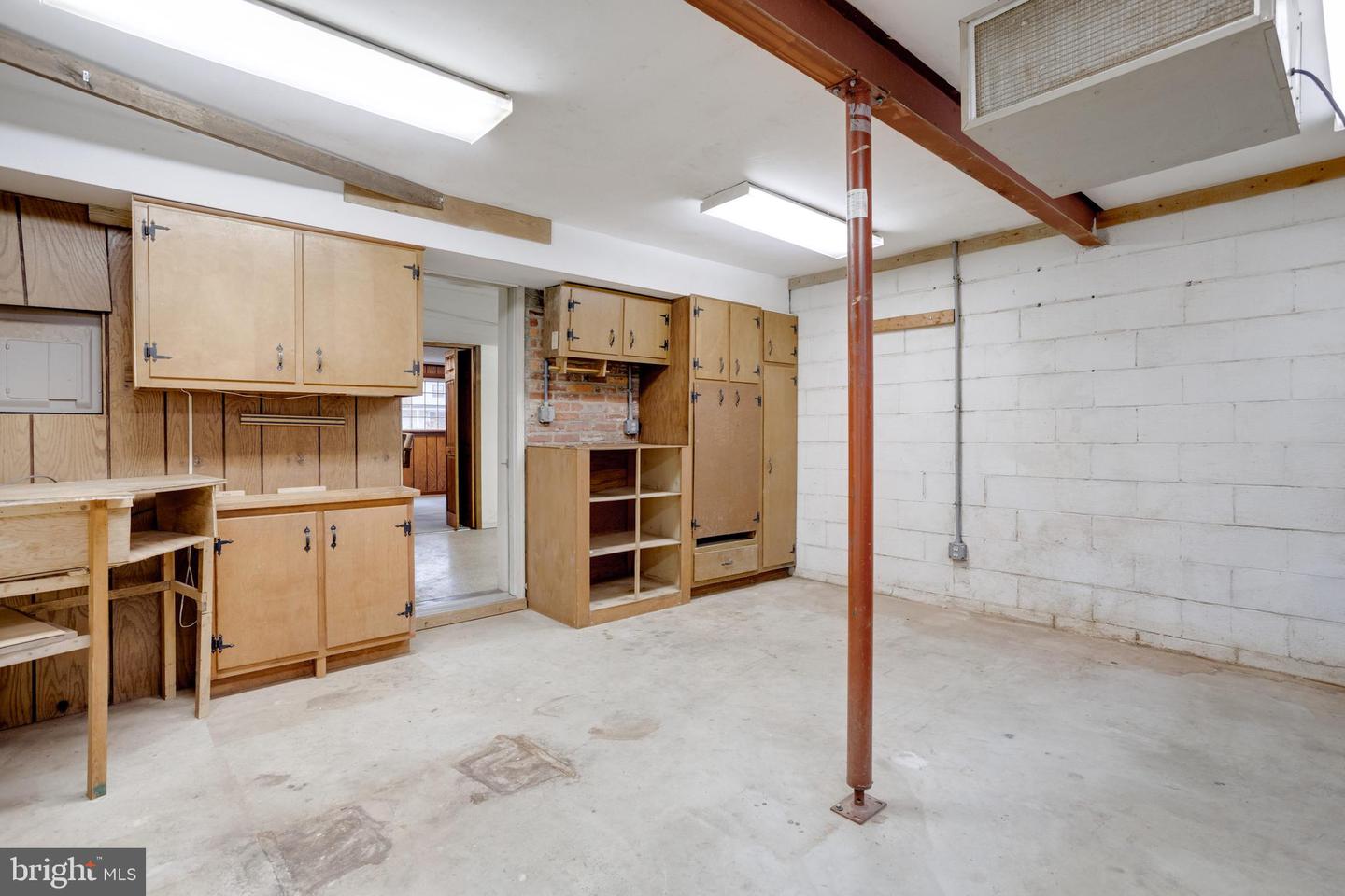 9018 HAMILTON DR, FAIRFAX, Virginia 22031, 4 Bedrooms Bedrooms, ,3 BathroomsBathrooms,Residential,For sale,9018 HAMILTON DR,VAFX2282718 MLS # VAFX2282718