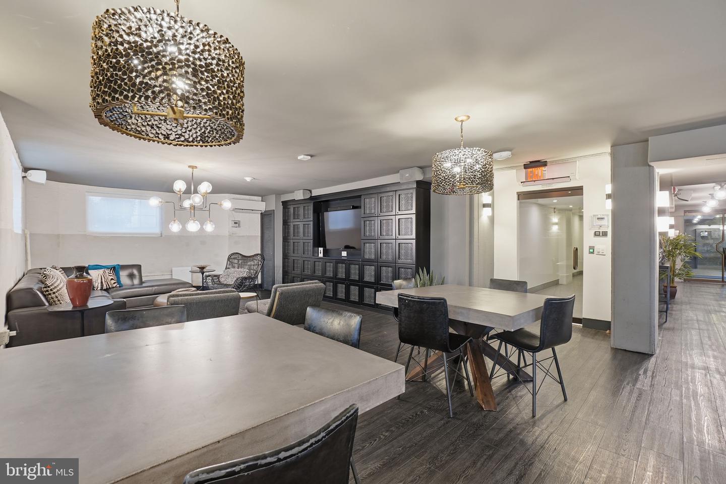 1801 16TH ST NW #501, WASHINGTON, District Of Columbia 20009, 1 Bedroom Bedrooms, ,1 BathroomBathrooms,Residential,For sale,1801 16TH ST NW #501,DCDC2235248 MLS # DCDC2235248