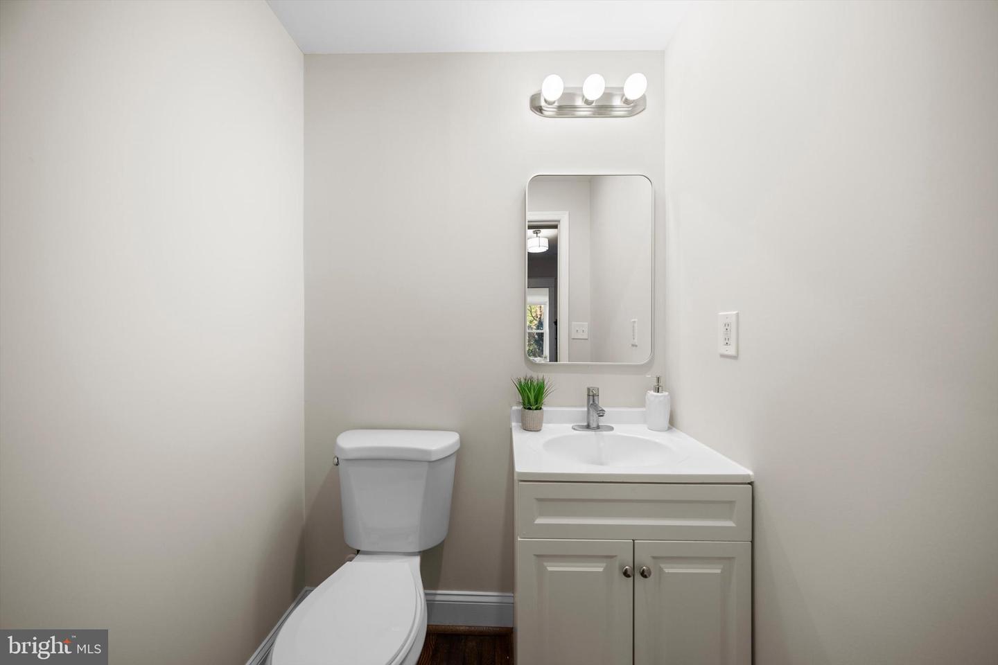 3551 HERTFORD PL NW, WASHINGTON, District Of Columbia 20010, 4 Bedrooms Bedrooms, ,2 BathroomsBathrooms,Residential,For sale,3551 HERTFORD PL NW,DCDC2235286 MLS # DCDC2235286