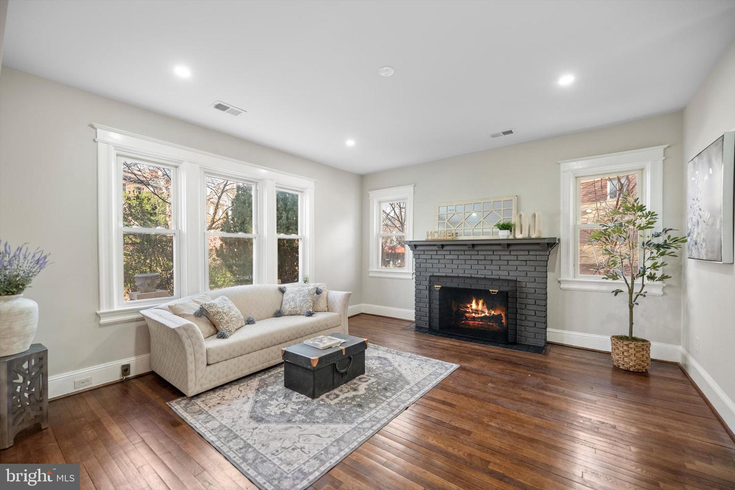 3551 HERTFORD PL NW, WASHINGTON, District Of Columbia 20010, 4 Bedrooms Bedrooms, ,2 BathroomsBathrooms,Residential,For sale,3551 HERTFORD PL NW,DCDC2235286 MLS # DCDC2235286